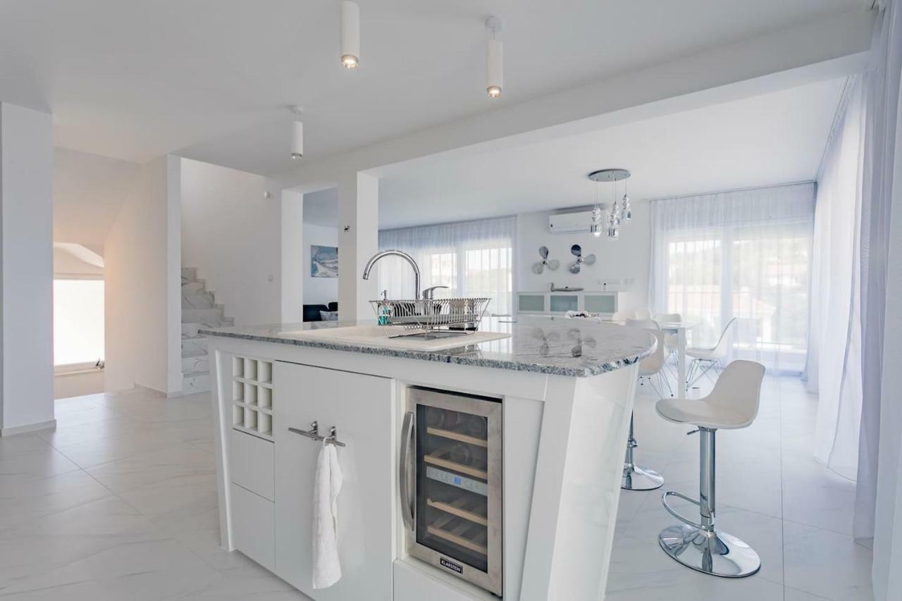 Villa Compass; Luxury Experience In Natural Bay. Ražanj Exteriér fotografie